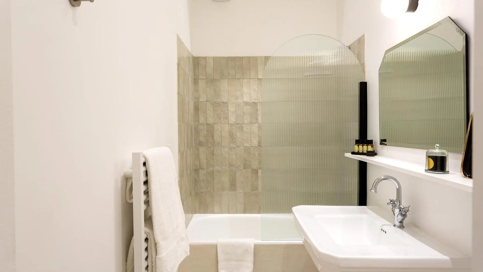 Habitat Parisien - Saint Sauveur Montorgueil Appartement Frankrijk