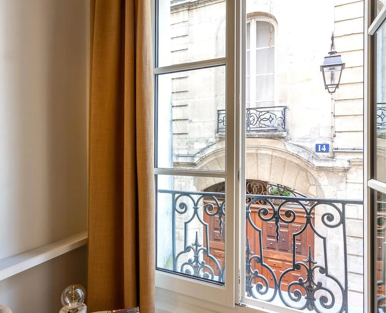 Habitat Parisien - Saint Sauveur Montorgueil Appartement 0*, Parijs